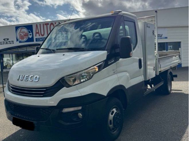 Iveco Daily BENNE 35C21 205ch HI-MATIC BVA8 Blanc de 2019