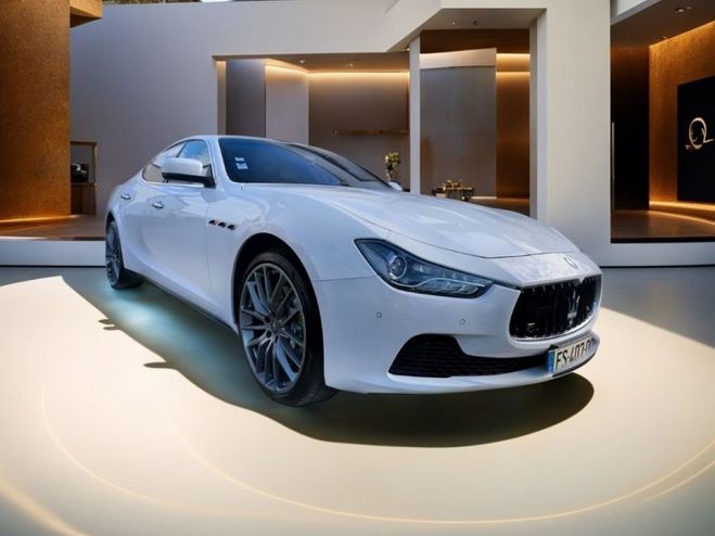 Cliquer pour voir la photo suivante Maserati Ghibli 3.0 V6 275CH START/STOP DIESEL Blanc de 2016