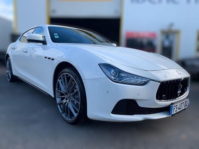 Maserati Ghibli 3.0 V6 275CH START/STOP DIESEL Blanc de 2016