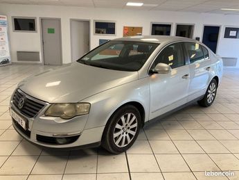  Voir détails -Volkswagen Passat 2.0 FSI 150ch CONFORT à Fontenay-sur-Eure (28)