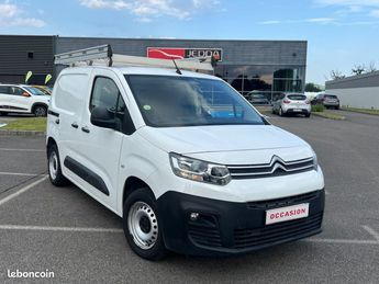  Voir détails -Citroen Berlingo 1.6 blue hdi 100 cv club à Montrond-les-Bains (42)