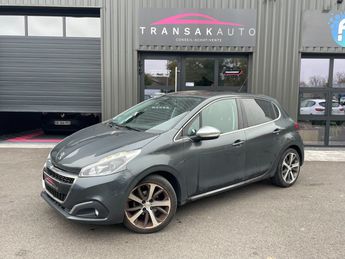  Voir détails -Peugeot 208 1.2 puretech 110ch feline avec toit pano à Schweighouse-sur-Moder (67)