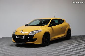  Voir détails -Renault Megane iii coupe 2.0 250 rs à Saint-tienne (42)