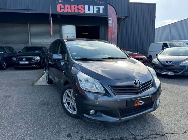 Toyota Verso 2.2 D-4D DPF 150 cv Bote auto, LOUNGE , Gris de 2009