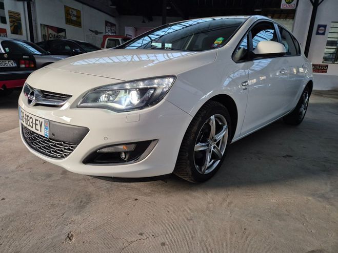 Opel Astra J 1.4 TURBO (140Cv) ACTIVE Blanc de 2013