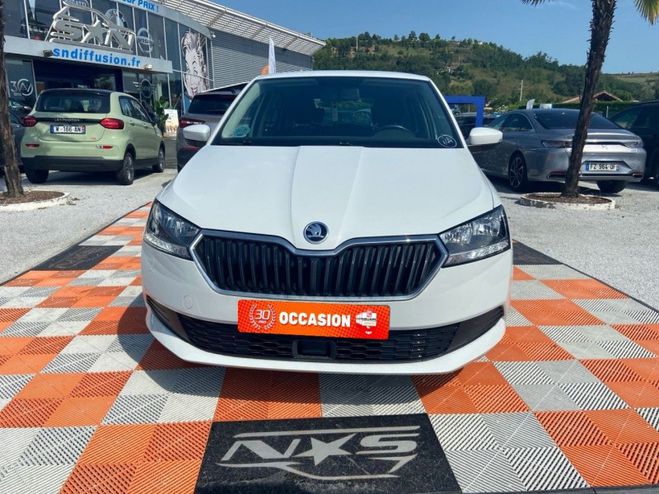 Skoda Fabia 1.0 TSI 95 AMBITION Camra JA 15  de 2021