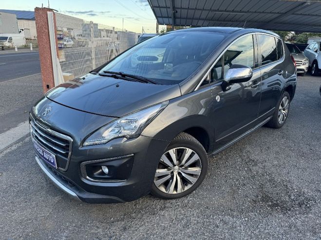 Peugeot 3008 2.0 BlueHDi 150ch SetS BVM6 Crossway Gris de 2015