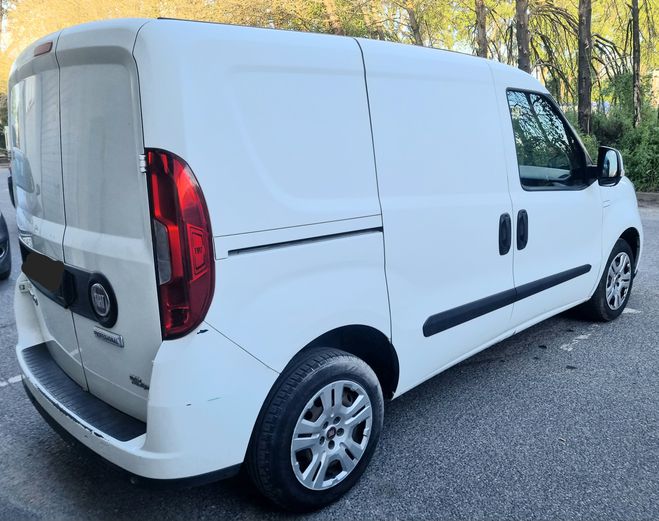 Fiat Doblo 1.6 multijet 90ch Blanc de 2015