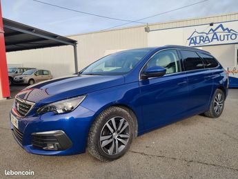  Voir détails -Peugeot 308 SW 1.2 puretech 130 eat8 allure, attelag à Mozac (63)