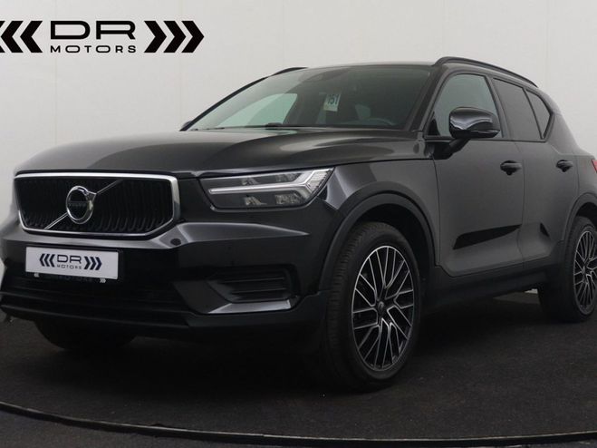 Volvo XC40 T2 MOMENTUM CORE - BLUETOOTH DAB Noir de 2020