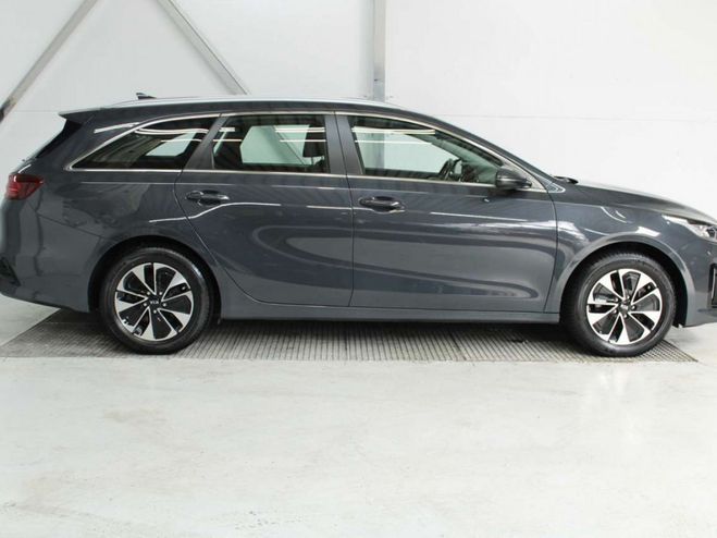 Kia Ceed d SW Ceed / 1.6 GDi PHEV ~ TopDeal Plug  Gris de 