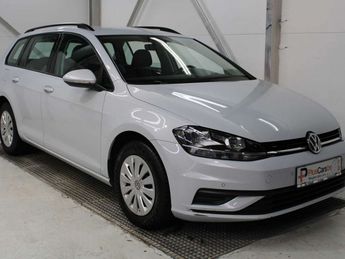  Voir détails -Volkswagen Golf Variant SW 1.0 TSI ~ Navi CarPlay PDC AC à Dendermonde (92)