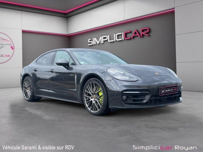 Porsche Panamera 4 3.0 V6 462ch E-Hybrid Platinum Edition Gris de 2022