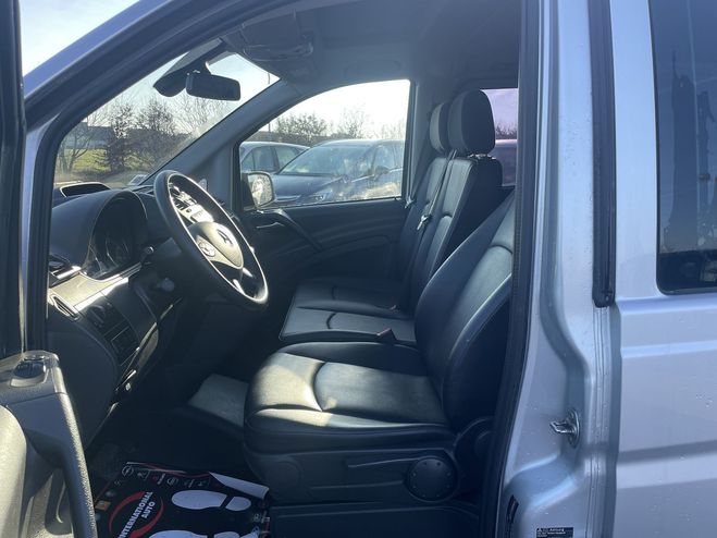 Mercedes Vito 116 CDI BE COMBI COMPACT BA GRIS CLAIR  de 2011