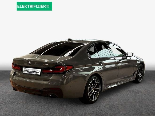 BMW Serie 5 530e Limousine M Sportpaket HK HiFi DAB Gris Peinture Mtallise de 