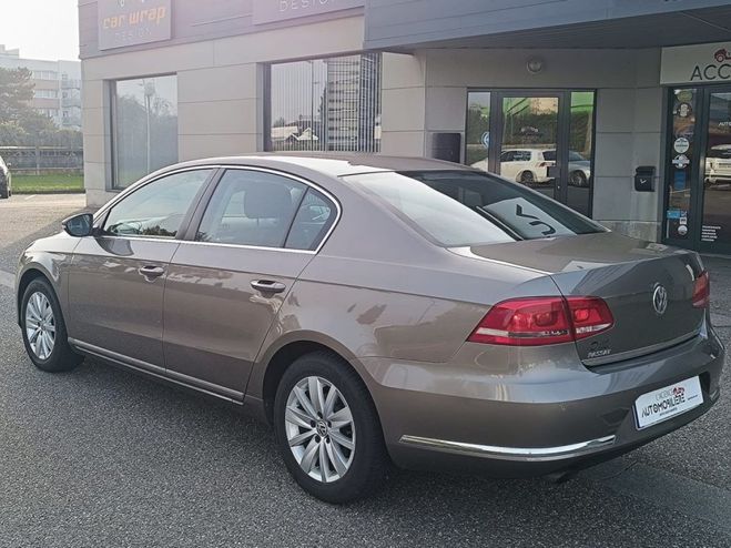 Volkswagen Passat 1.4 TSI 122ch Confortline Marron de 2011