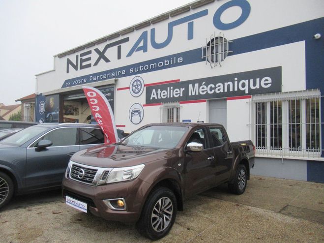 Nissan Np300 NAVARA 2.3 DCI 190CH DOUBLE-CAB ACENTA Marron de 2016