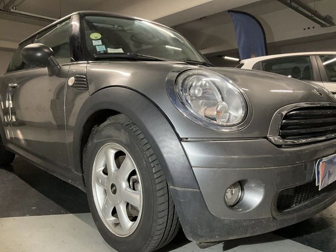 Mini One II R56 1.4 i 75 Cv 52 700 Kms ORIGINE FR Gris de 2009