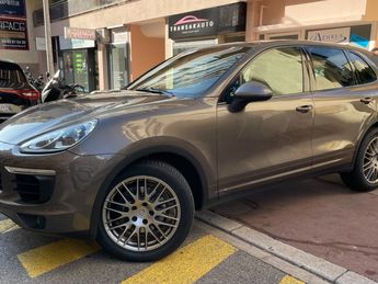  Voir détails -Porsche Cayenne 3.0D V6 262 CV Tiptronic A Toit ouvrant  à Nice (06)