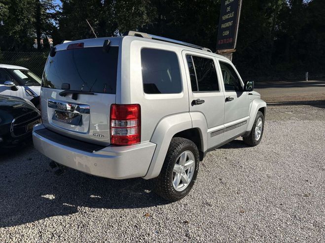 Jeep Cherokee JEEP CHEROKEE III 2.8 CRD 177 SPORT BVA GRIS de 2008