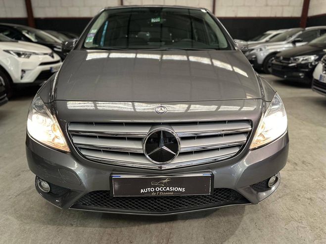 Mercedes  Classe B II 200 Business Executive 7G-DCT GRIS FONCE de 2014