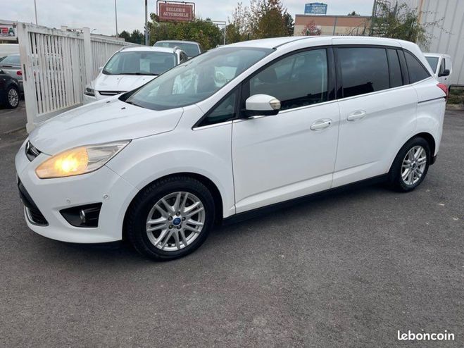 Ford grand C Max 7 places tdci 140 titanium Blanc de 2014