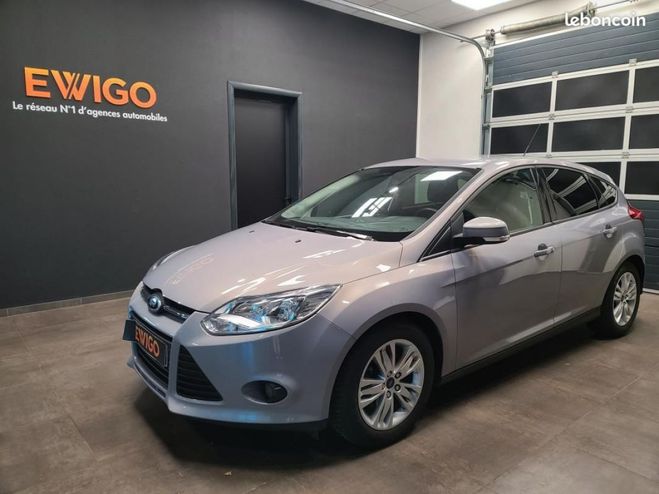 Ford Focus 1.0 SCTI 100ch Titanium Gris de 2012