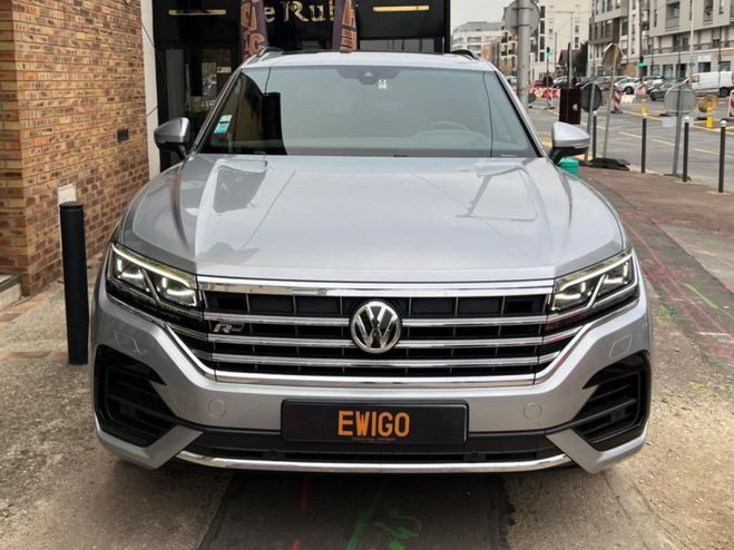 Volkswagen Touareg 3.0 TDI 286 CH R-LINE 4MOTION BVA TOIT O Gris de 2019