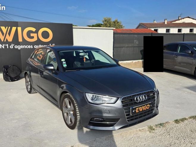 Audi A3 2.0 TDI 150 AMBIENTE S-TRONIC BVA Gris de 2013