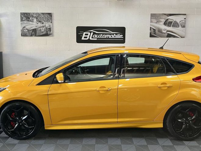 Ford Focus ST 2.0 ECOBOOST 250ch  de 2017