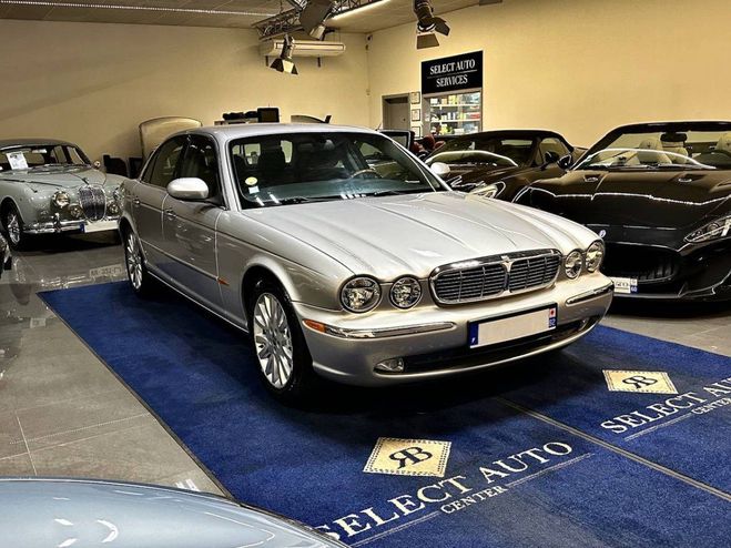 Jaguar XJ V6 3.0 Classique GRIS de 2003