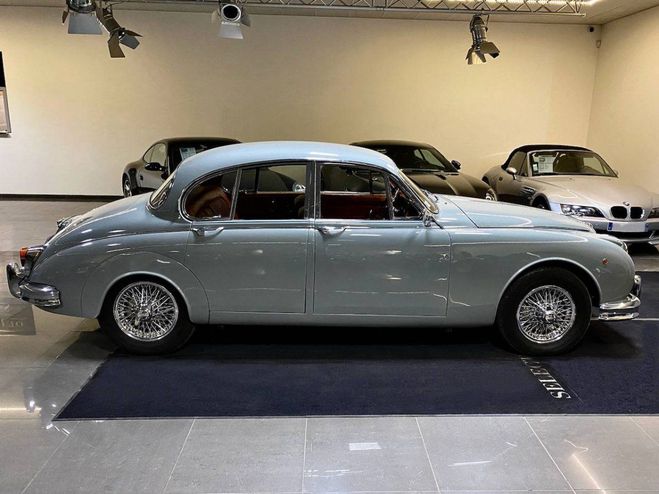 Jaguar MK1 MK II 3.8 220ch GRIS de 1961