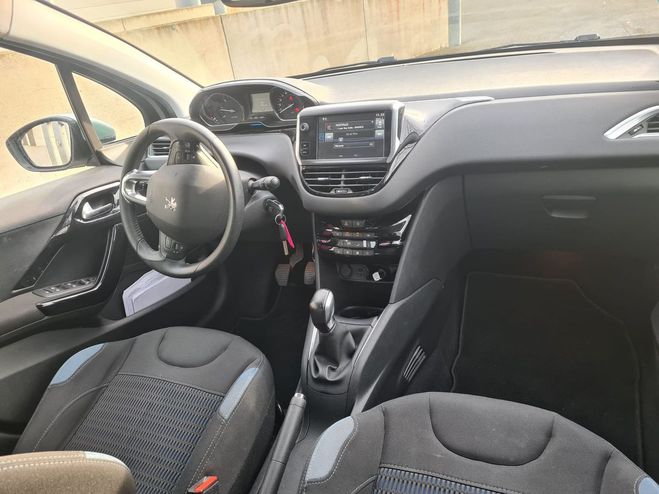 Peugeot 208 1.6 hdi Gris de 2014