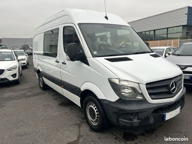 Mercedes Sprinter Mercedes CCB 214 CDI 37 DOUBLE CABINE 3T Blanc de 2017