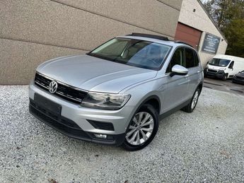  Voir détails -Volkswagen Tiguan 2.0 TDi DSG PANORAMIC CUIR NAVI à Merchtem (17)