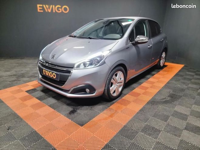 Peugeot 208 1.2 PureTech 82ch SIGNATURE START-STOP Gris de 2019