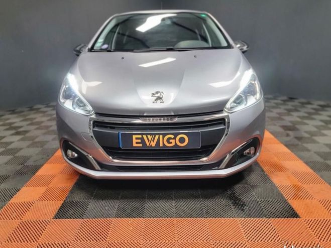 Peugeot 208 1.2 PureTech 82ch SIGNATURE START-STOP Gris de 2019