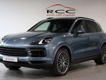  Voir détails -Porsche Cayenne E-Hybrid à  Le Port-Marly (78)