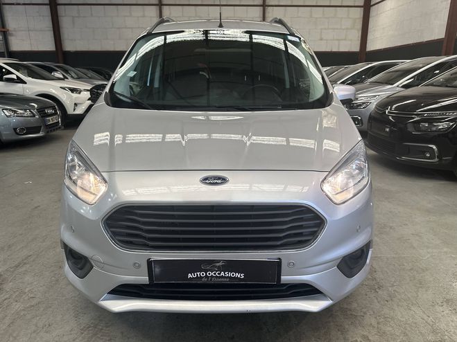 Ford  Tourneo Courier  1.0E 100ch Titanium GRIS CLAIR de 2019