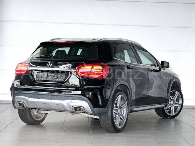 Mercedes Classe GLA 200 AMG Line Noir de 2015