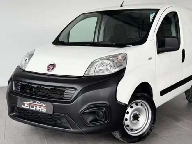 Fiat Fiorino 1.4 ESS / CNG 2PLACES CABINE CLIM RADIO Blanc de 2019