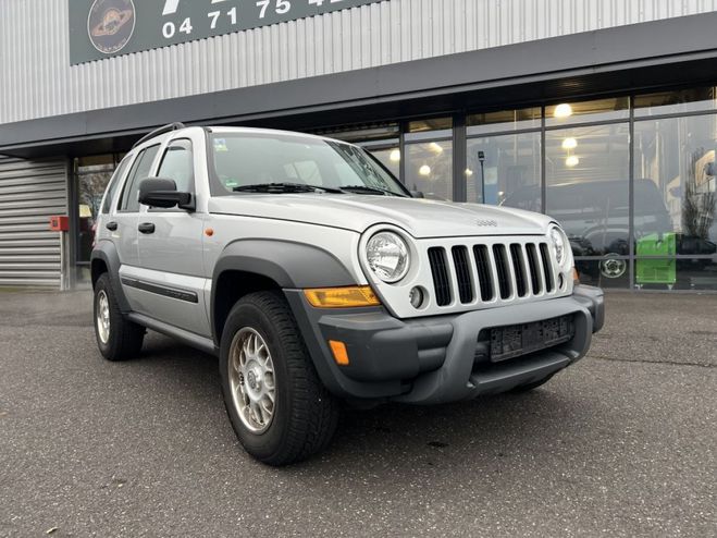 Jeep Cherokee 2.8 L CRD 163 CV Gris de 2008