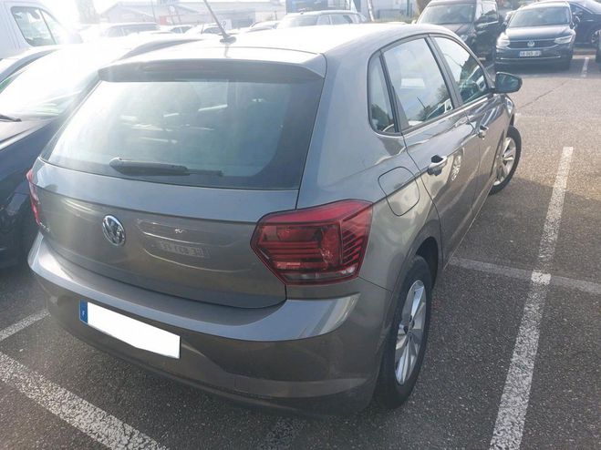 Volkswagen Polo 1.0i 80 VI Edition RADAR AV/ARR CARPLAY GRIS FONCE de 2019