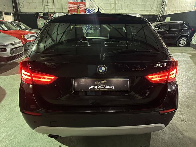 BMW  X1 I (E84) xDrive20dA 177ch Luxe NOIR de 2011