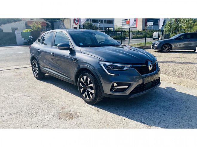 Renault Arkana 1.3 Tce 140 Mild Hybrid Evolution EDC Gris Fonc de 2023