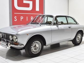  Voir détails -Alfa romeo 2000 Coup GT Veloce à   La Boisse (01)