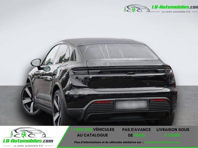 Porsche Macan 408 ch  de 2024