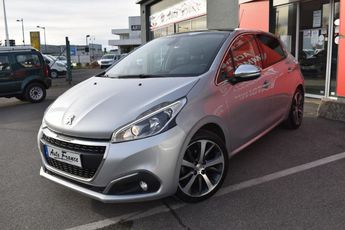  Voir détails -Peugeot 208 1.2 PURETECH 110CH FELINE S&S 5P à Villeneuve-sous-Dammartin (77)