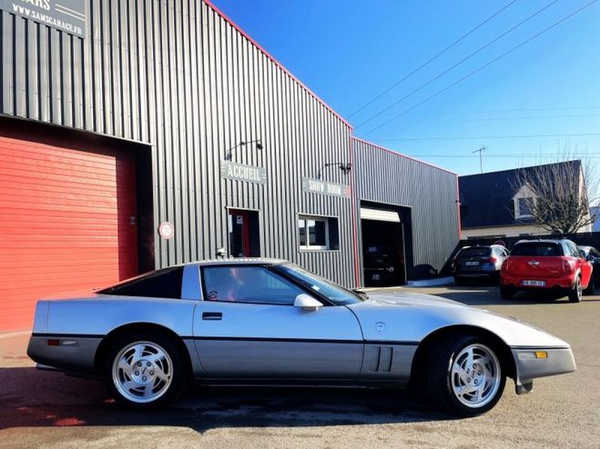 Chevrolet Corvette C4 1984 V8 350ci Gris de 1984