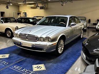  Voir détails -Jaguar XJ LWB 4.2 V8 SOVEREIGN à  Le Mesnil-en-Thelle (60)